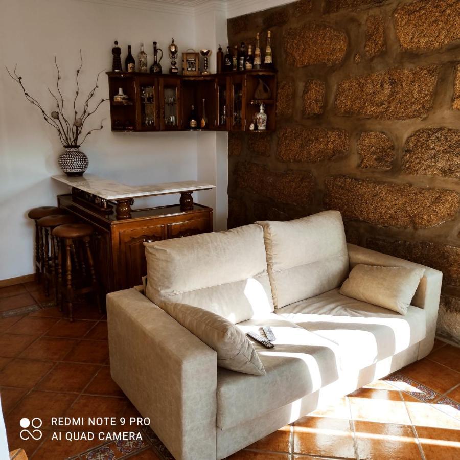 Casa Além Rio para 6 hóspedes em Santo Tirso Esterno foto