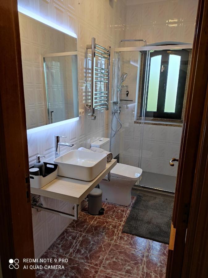 Casa Além Rio para 6 hóspedes em Santo Tirso Esterno foto
